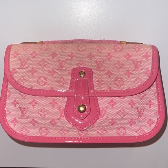 SOLD~Pink Mary Kate Monogram Pouch - Picture 2 of 16